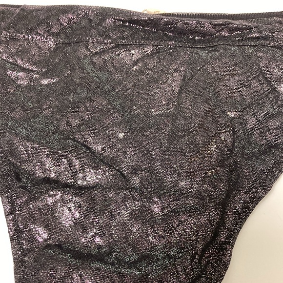 🖤🖤 SKIMS THONG 🖤🖤 - Picture 2 of 6